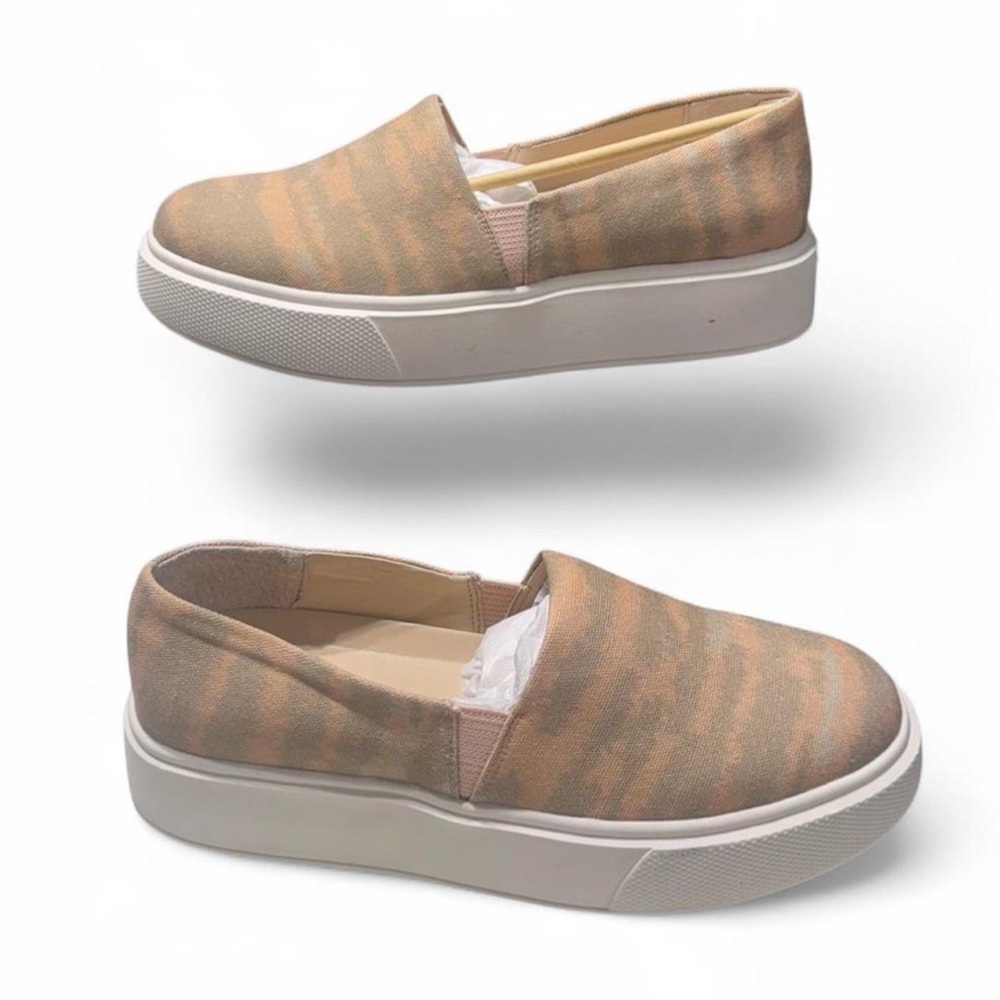 VINCE CAMUTO NWT Platform ABBINNA Slip-On Fashion Sneaker Women's- Size 9.5 M